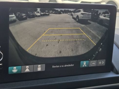 Used 2025 Honda Pilot EX-L image 19