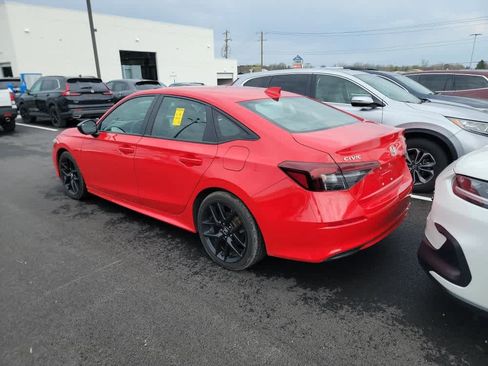Used 2025 Honda Civic Sport image 3