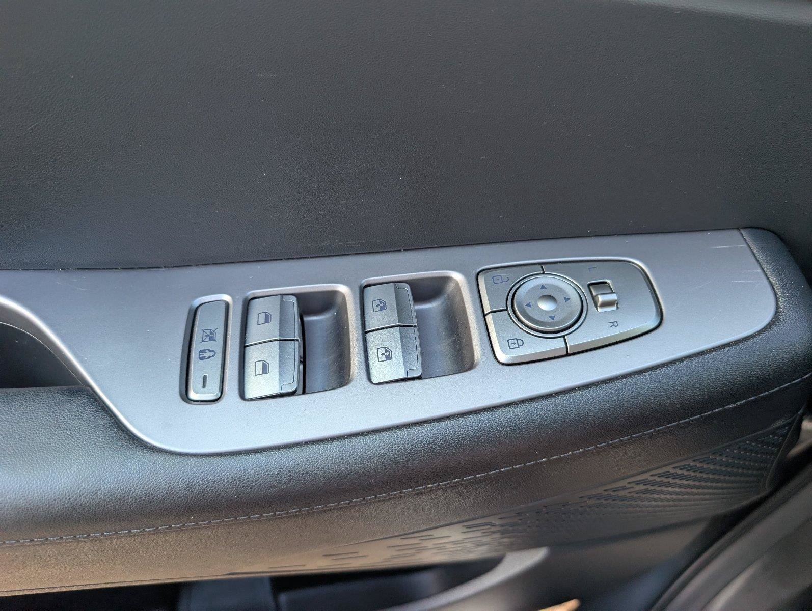 Used 2024 Hyundai Palisade SEL FWD image 29