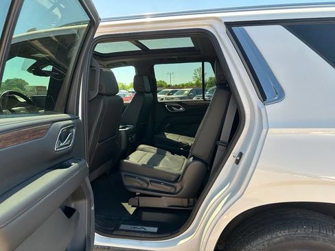 Used 2021 Chevrolet Tahoe High Country w/ Premium Package AWD/4WD image 20