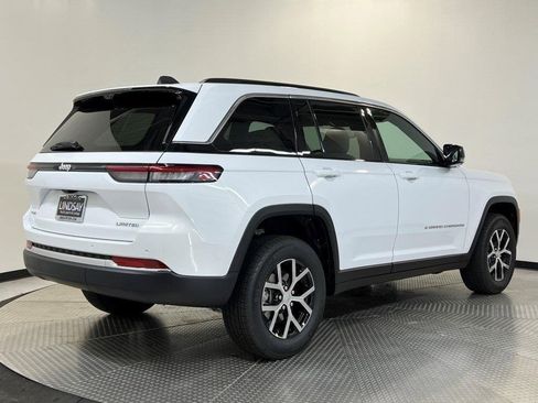 New 2025 Jeep Grand Cherokee Limited w/ Luxury Tech Group II image 3