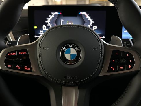 Used 2026 BMW X5 sDrive40i w/ M Sport Package RWD image 15