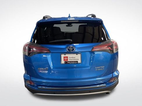 Certified 2018 Toyota RAV4 Limited image 4