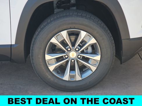 New 2026 Chevrolet Equinox LT w/ Safety and Technology Package FWD image 38