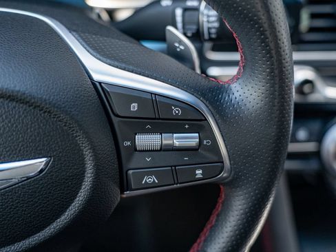 Used 2022 Genesis G70 3.3T RWD image 28