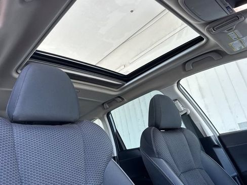 Used 2023 Subaru Forester Premium AWD/4WD image 19