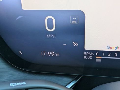 Certified 2025 Buick Envision Preferred image 25