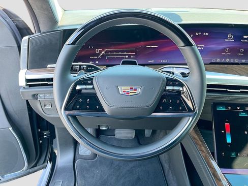 New 2026 Cadillac Escalade Platinum Sport w/ LPO, ONYX Package AWD/4WD image 17