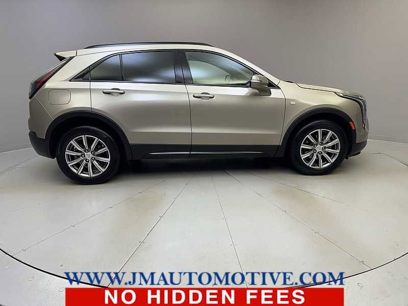 Used 2023 Cadillac XT4 Sport w/ Trailering Package AWD/4WD image 6