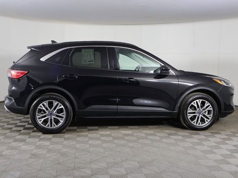 Used 2022 Ford Escape SEL image 16