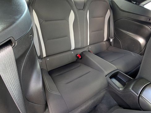 Used 2024 Chevrolet Camaro LT w/ Technology Package image 16