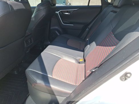 Used 2022 Toyota RAV4 XSE AWD/4WD image 32