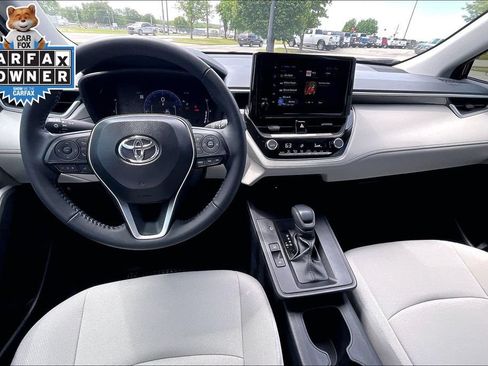 Used 2026 Toyota Corolla Cross LE AWD/4WD image 15