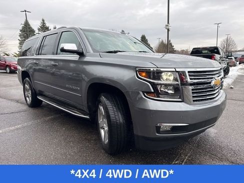 Used 2020 Chevrolet Suburban Premier image 2