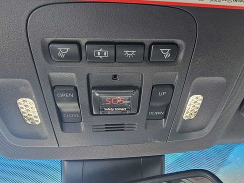 Used 2019 Toyota Avalon XLE w/ Moonroof Package FWD image 21