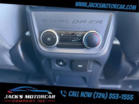 Used 2025 Ford Explorer Active w/ Active Comfort Package AWD/4WD image 18