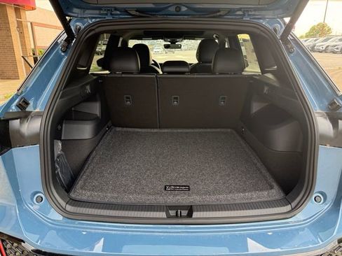 New 2026 Volkswagen Tiguan SE R-Line image 21