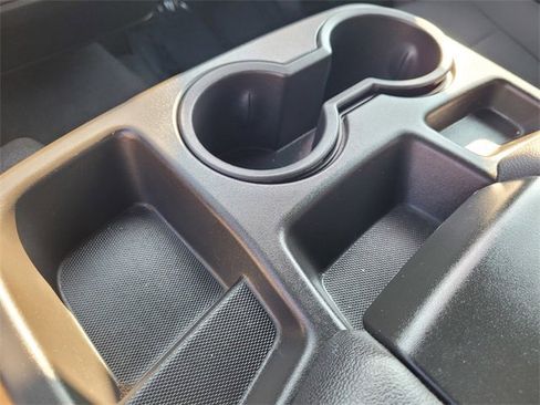 Used 2021 Chevrolet Silverado 1500 Custom image 18