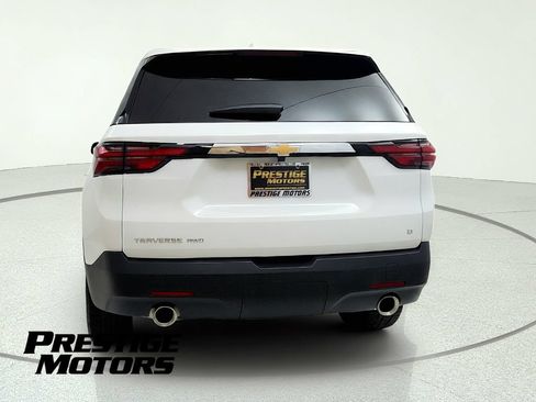 Used 2023 Chevrolet Traverse LT w/ LPO, Floor Liner Package AWD/4WD image 5
