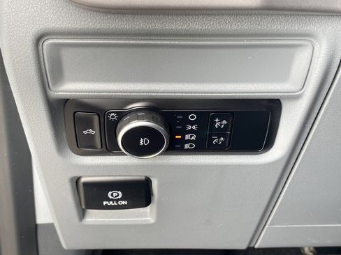 Used 2023 Ford F150 XLT image 14