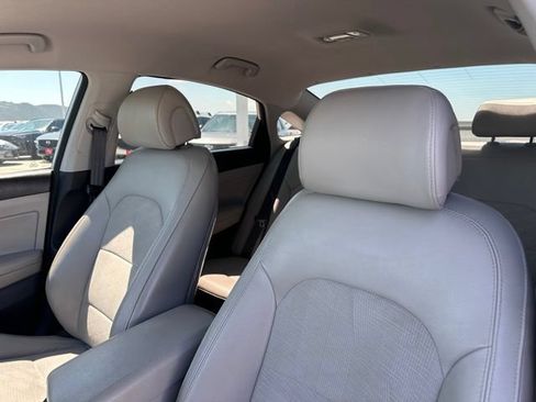 Used 2015 Hyundai Sonata Sport w/ Option Group 03 FWD image 19
