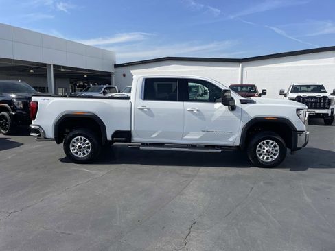 New 2026 GMC Sierra 2500 SLE w/ SLE Value Package; image 7