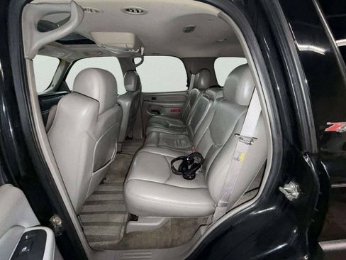 Used 2005 Chevrolet Tahoe Z71 w/ Preferred Equipment Group AWD/4WD image 22