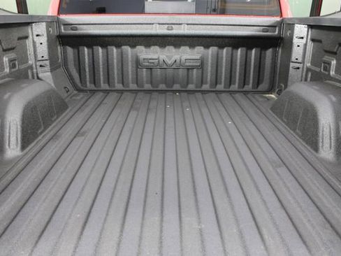 New 2026 GMC Sierra 1500 SLT AWD/4WD image 21