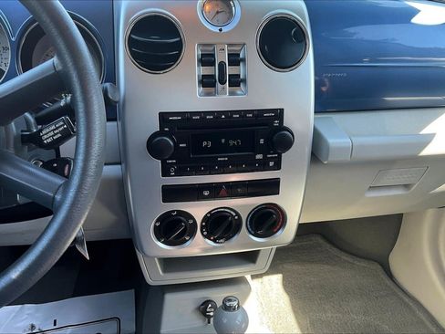Used 2007 Chrysler PT Cruiser Touring FWD image 14