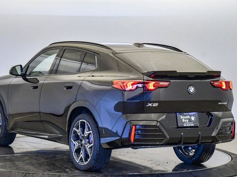 New 2026 BMW X2 xDrive28i w/ Technology Package image 2