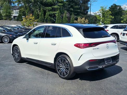 New 2026 Mercedes-Benz EQE 320 4MATIC SUV image 11