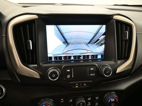 Used 2024 GMC Terrain Denali w/ Denali Premium Package image 16