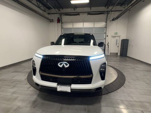 New 2026 INFINITI QX80 Autograph w/ Premium Cargo Package image 3