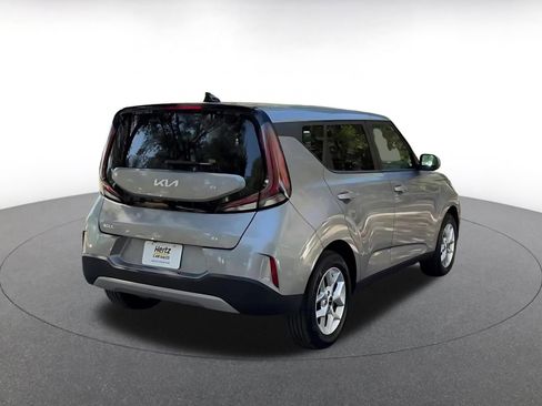 Used 2025 Kia Soul LX w/ LX Technology Package image 14