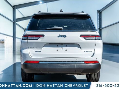 Used 2023 Jeep Grand Cherokee L Limited AWD/4WD image 33