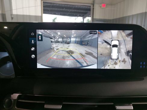 Used 2023 Hyundai Palisade SEL AWD/4WD image 24