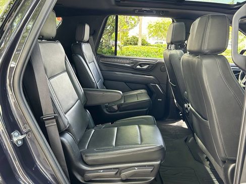 Used 2024 GMC Yukon Denali RWD image 46