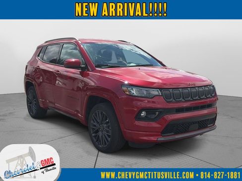 Used 2022 Jeep Compass Limited image 3