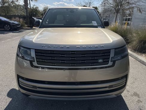 New 2026 Land Rover Range Rover Long Wheelbase SE image 8