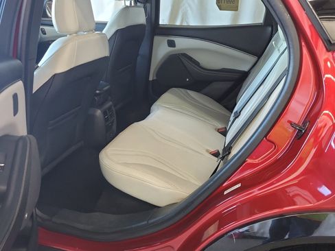 Used 2021 Ford Mustang Mach-E Premium image 11