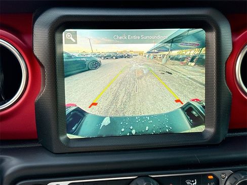 Used 2021 Jeep Gladiator Rubicon image 15