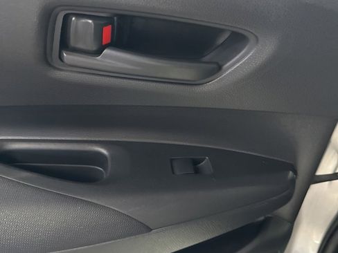 Used 2022 Toyota Corolla L image 22