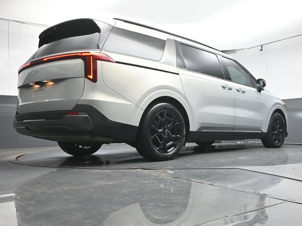 Used 2025 Kia Carnival SX Prestige FWD image 35