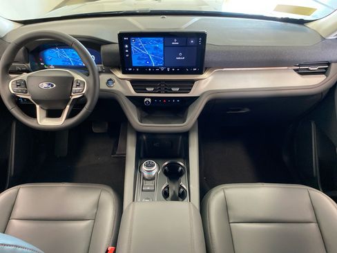 New 2026 Ford Explorer Active w/ Active Comfort Package AWD/4WD image 12