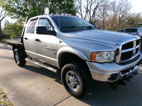 Used 2004 Dodge Ram 2500 Truck SLT w/ Trailer Tow Group image 8