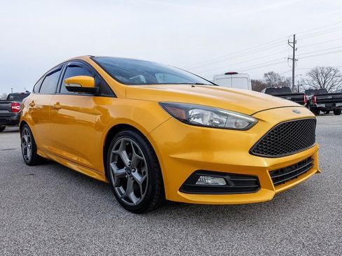 Used 2016 Ford Focus ST image 17
