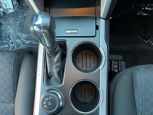 Used 2014 Ford Explorer XLT w/ Equipment Group 201A image 30