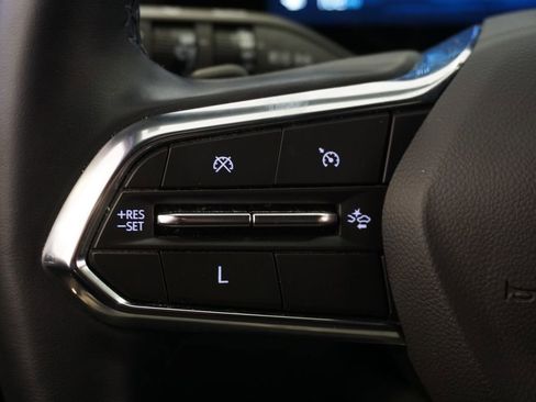 Certified 2025 Chevrolet Equinox LT w/ Convenience Package II image 19