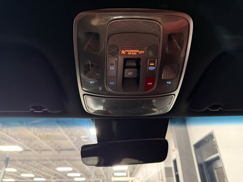 Used 2024 Genesis GV70 2.5T Sport Prestige w/ Sport Prestige Package image 14