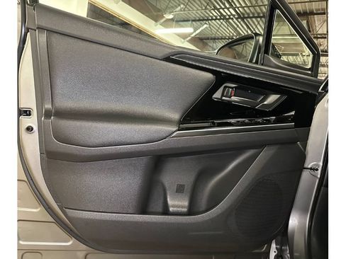 Used 2023 Toyota bZ4X FWD image 19